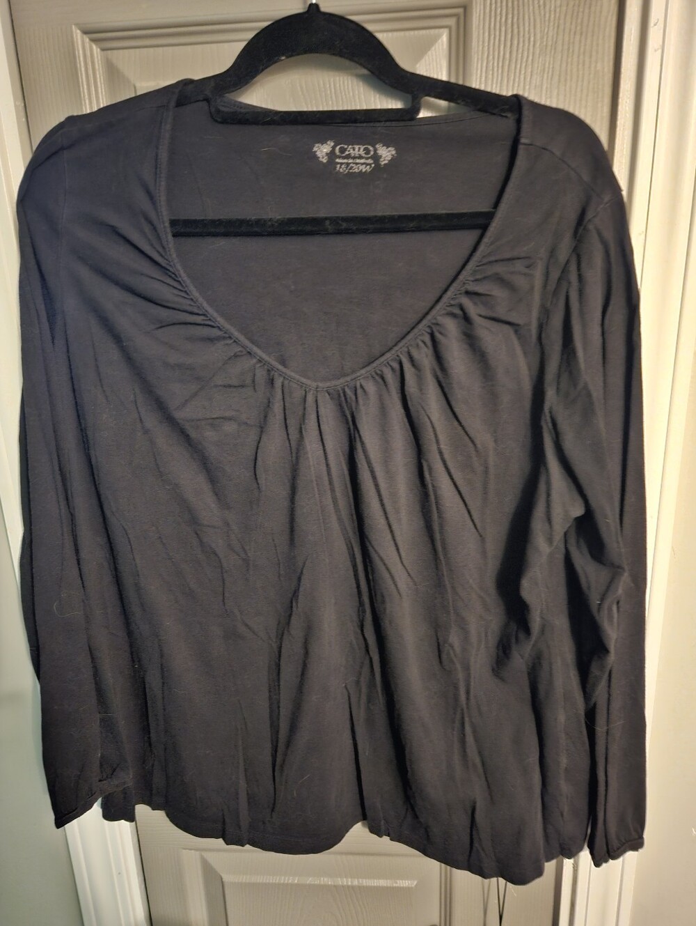Cato Black Long Sleeve Scoop Neck Blouse